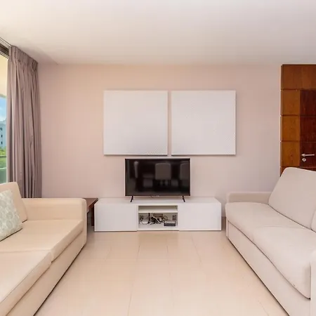 Lagoas - Salgados アパート *